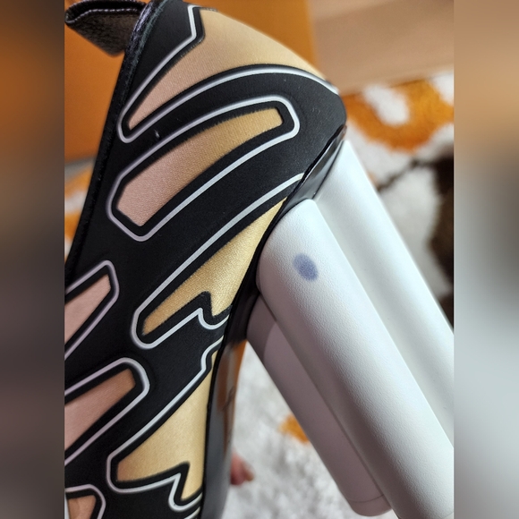 Louis Vuitton Calfskin Heels Loafers Rare 2020 Collection - Picture 6 of 13